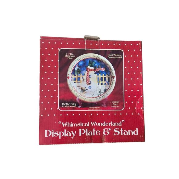 Vintage Whimsical Wonderland Christmas Plate with Stand 8.5" Dia - Picture 1 of 4
